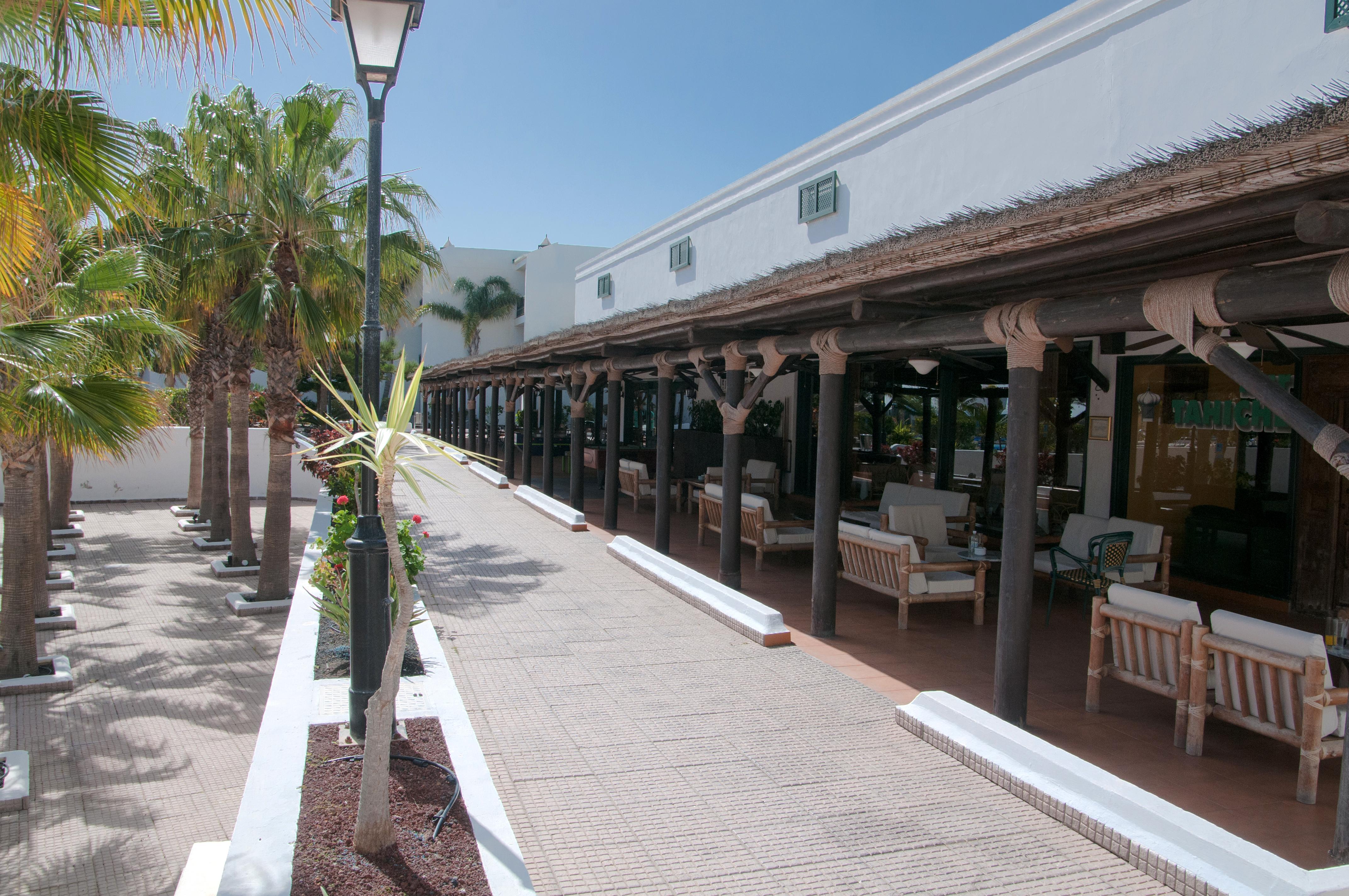 Bluesea Costa Bastian Hotell Costa Teguise Exteriör bild