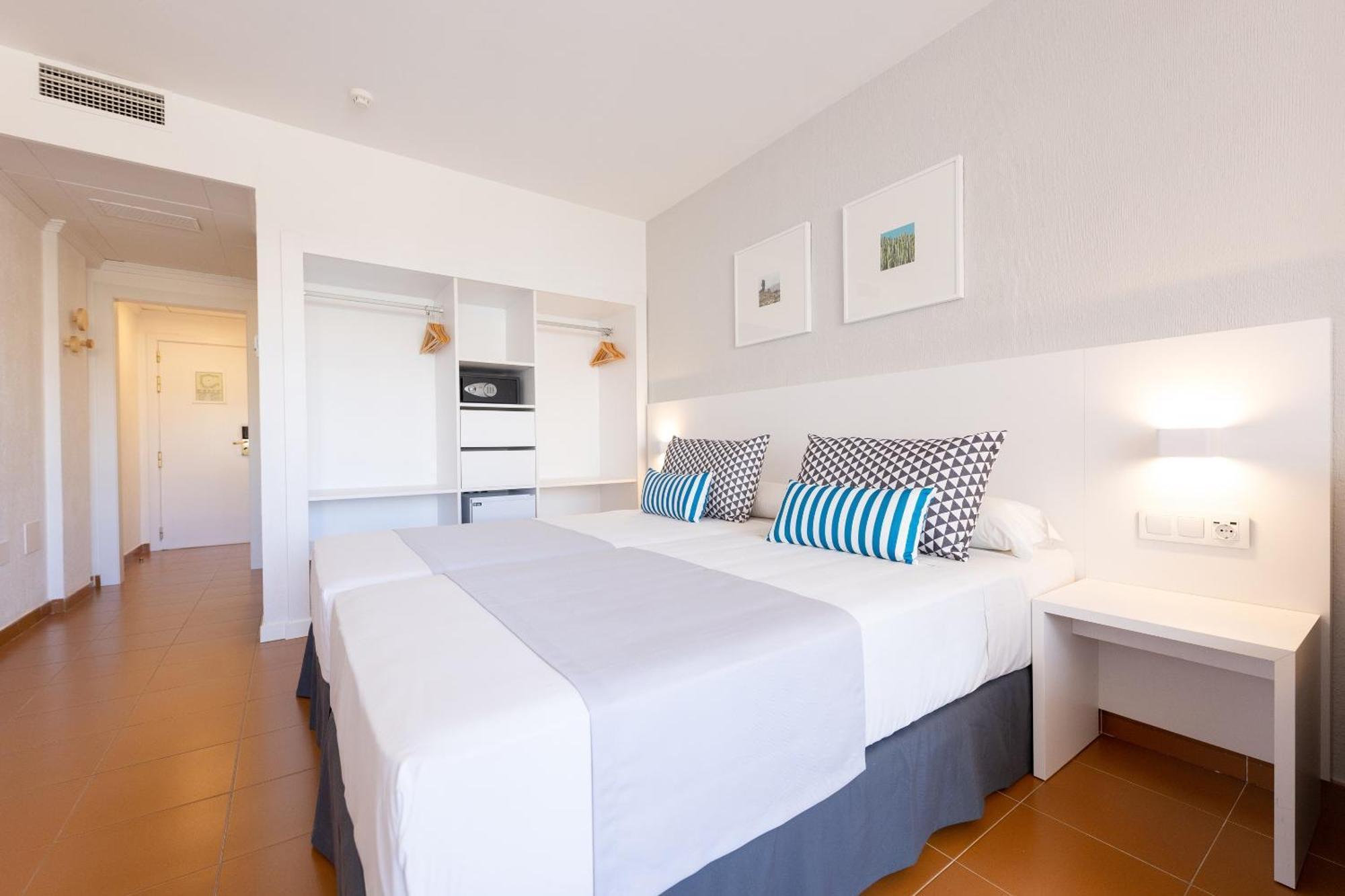 Bluesea Costa Bastian Hotell Costa Teguise Exteriör bild