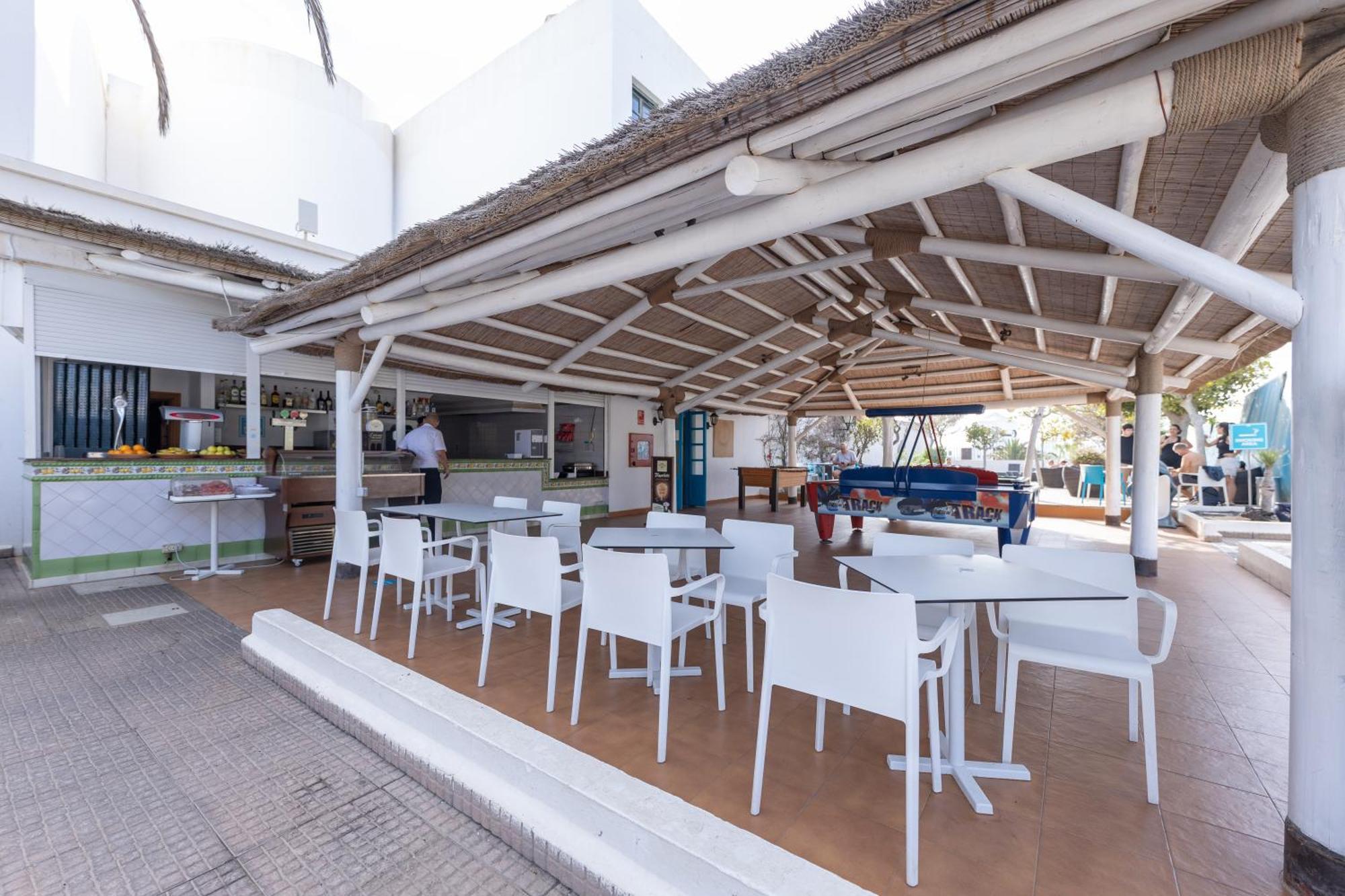 Bluesea Costa Bastian Hotell Costa Teguise Exteriör bild